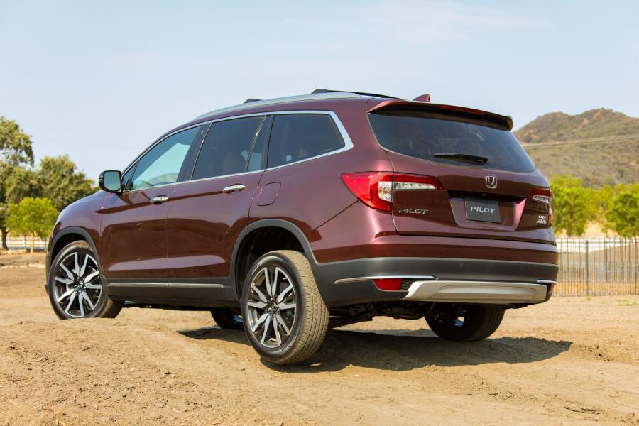  Honda Pilot Elite 2018 года  (NA) (фото 12 из 40)